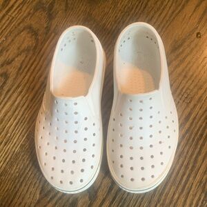 Native shoes white unisex size C 13